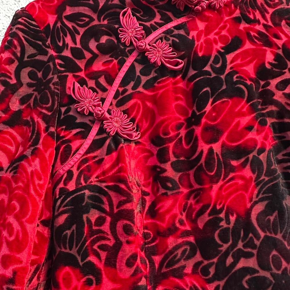 Vintage Women's Red and Black Velvet Cheongsam / Qipao-style Dress XS